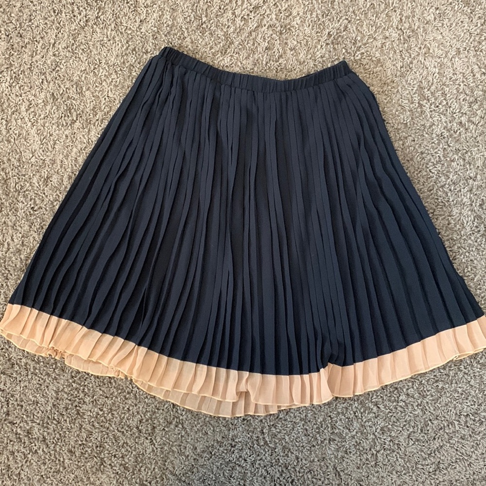 MOON Collection - Pleated slip skirt, A Line, size L, colour Navy  with Cream